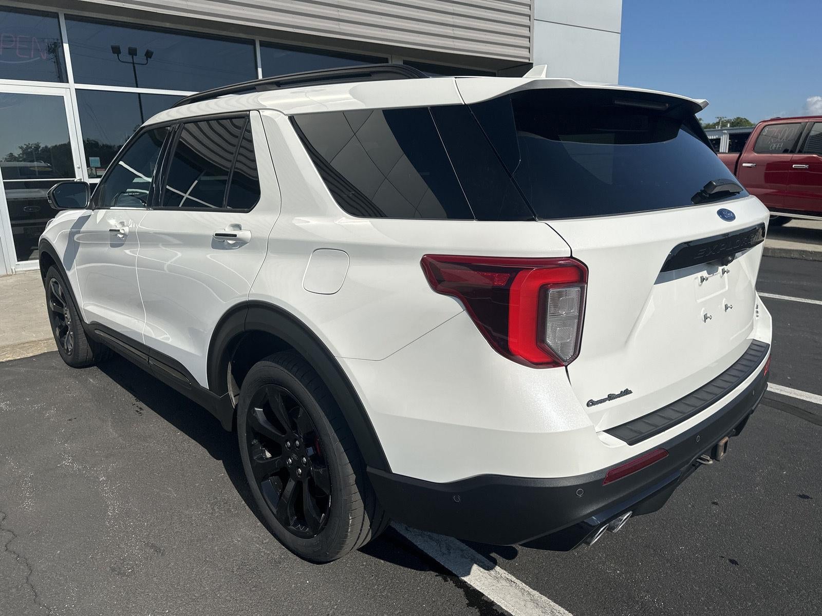 2021 Ford Explorer Base