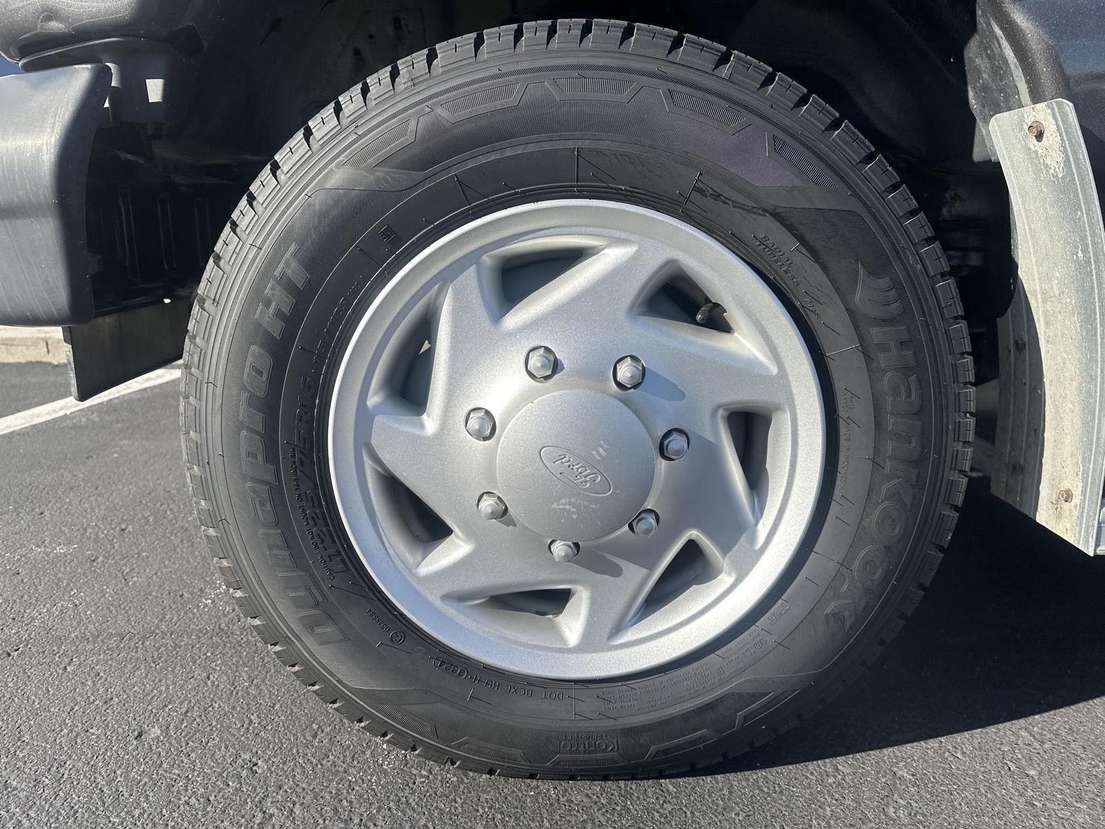 2007 Ford Econoline Wagon Base