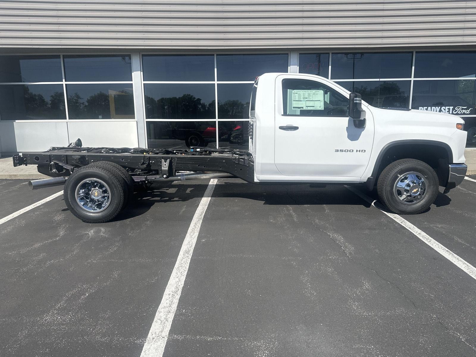 2026 Chevrolet Silverado 3500 HD Chassis Cab Work Truck