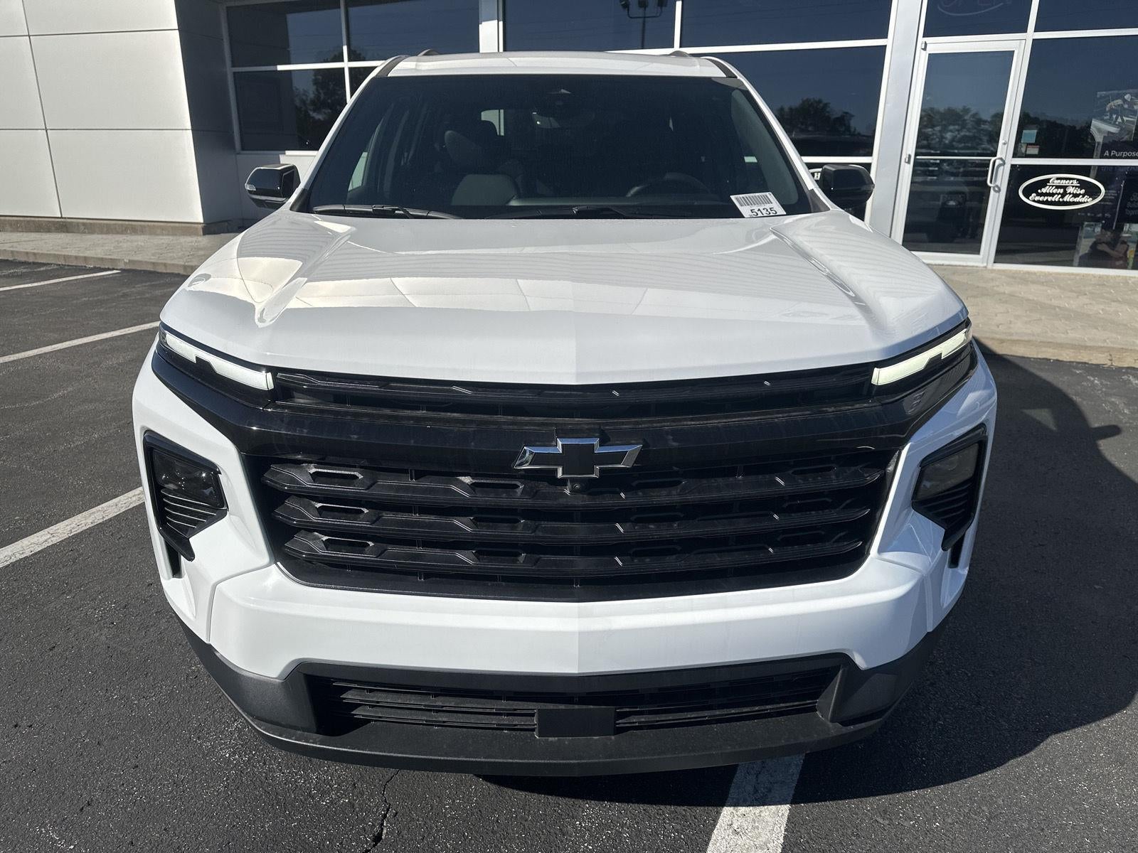 2027 Chevrolet Traverse LT