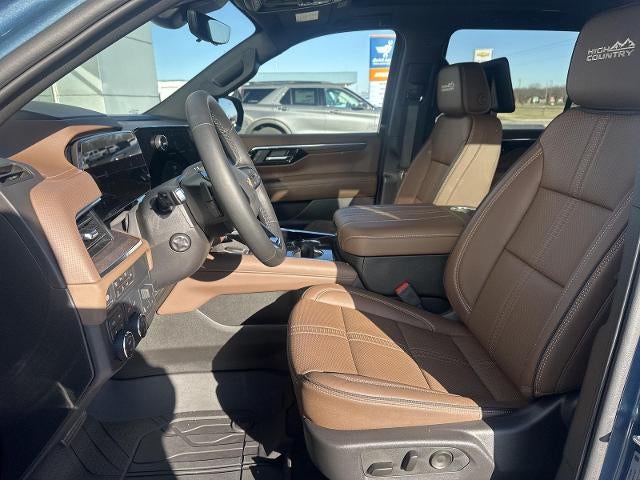 2025 Chevrolet Suburban High Country