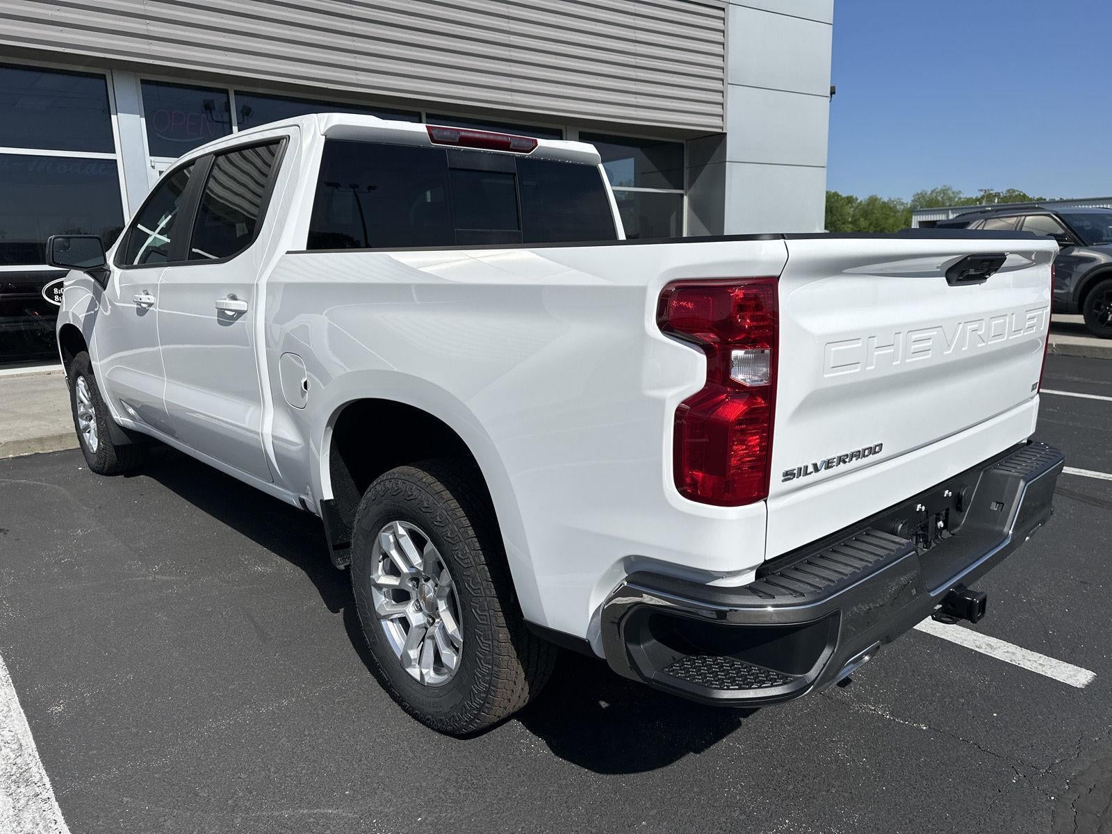 2026 Chevrolet Silverado 1500 LT - Photo 6