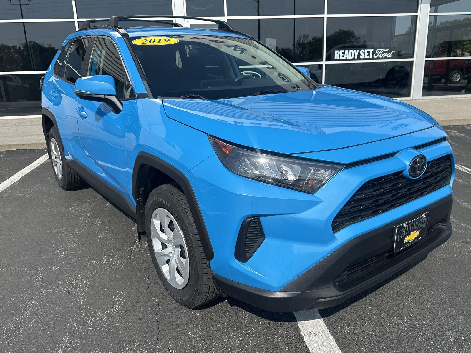 Used 2019 Toyota RAV4 LE with VIN 2T3G1RFV4KW075950 for sale in Kansas City