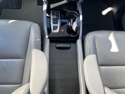 2020 Honda Pilot Touring 8-Passenger