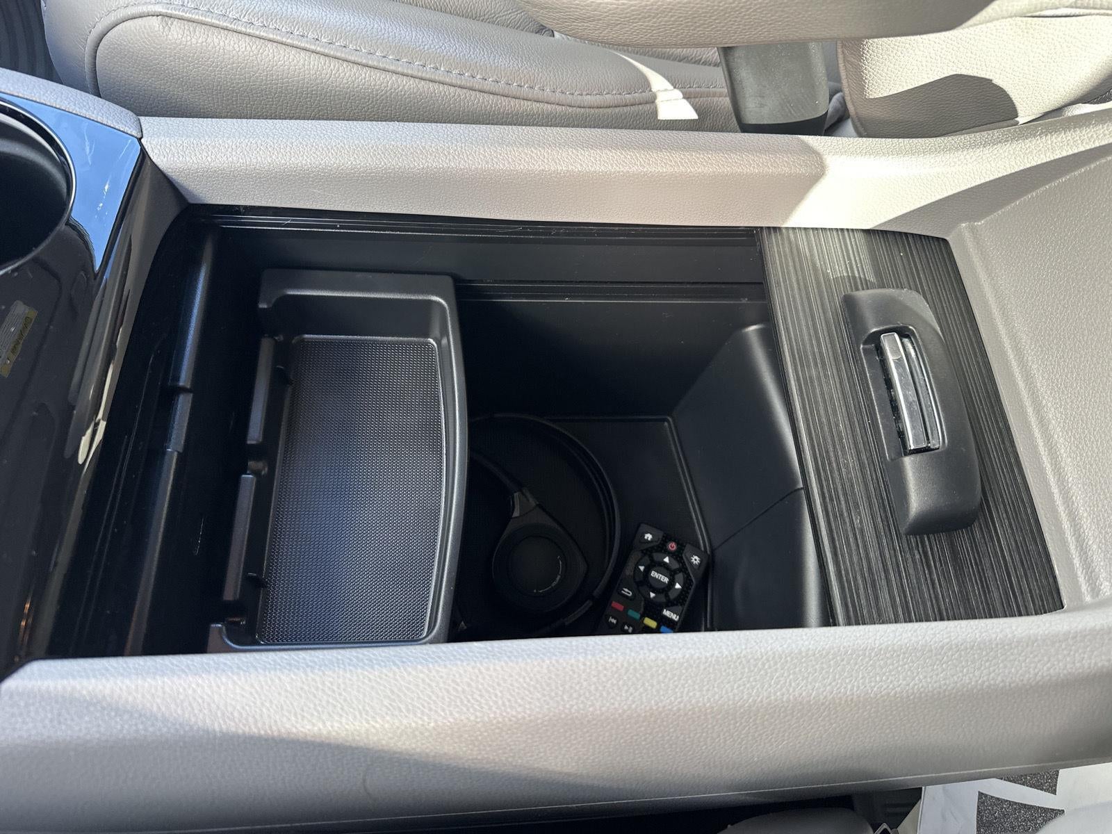 2020 Honda Pilot Touring 8-Passenger