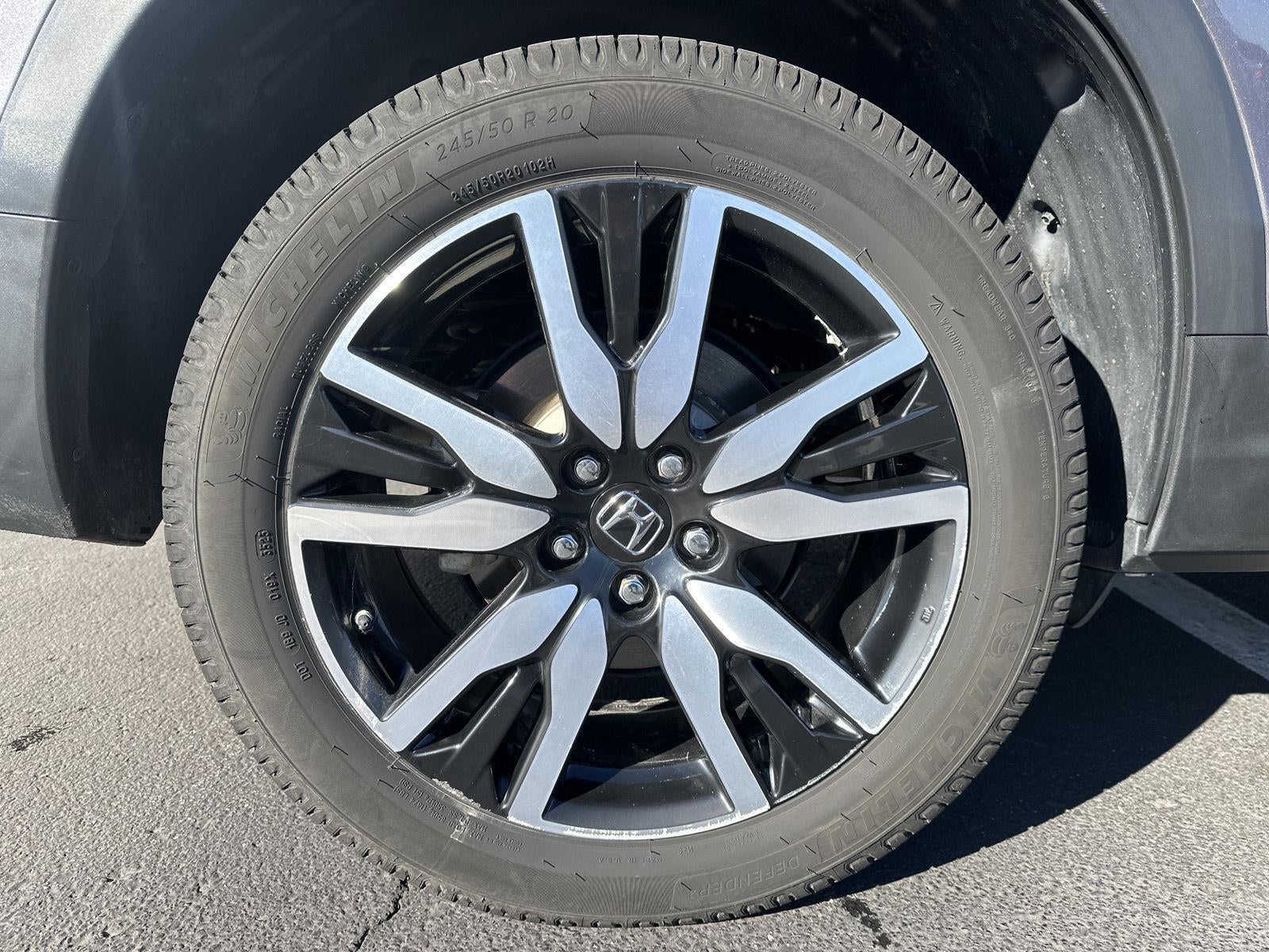 2020 Honda Pilot Touring 8-Passenger