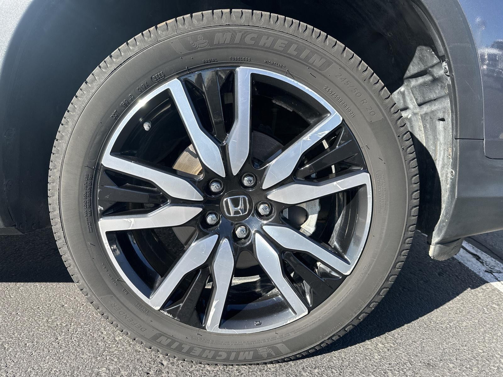 2020 Honda Pilot Touring 8-Passenger