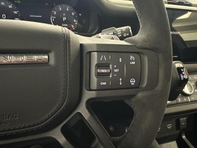 2023 Land Rover Defender V8