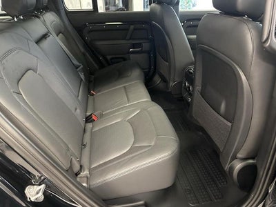 2023 Land Rover Defender V8