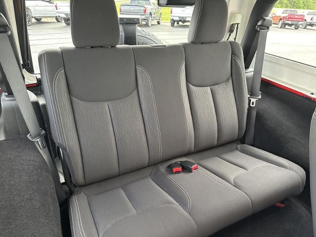 2017 Jeep Wrangler Sahara 4x4