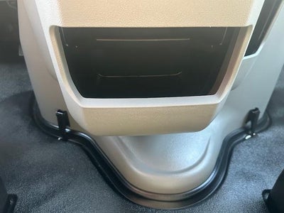 2025 Ford E-Series Cutaway E-350 SRW 138" WB