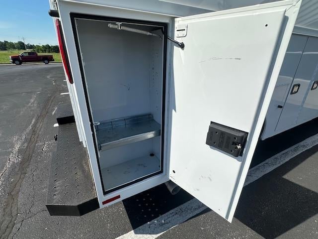2025 Ford E-Series Cutaway E-350 SRW 138" WB