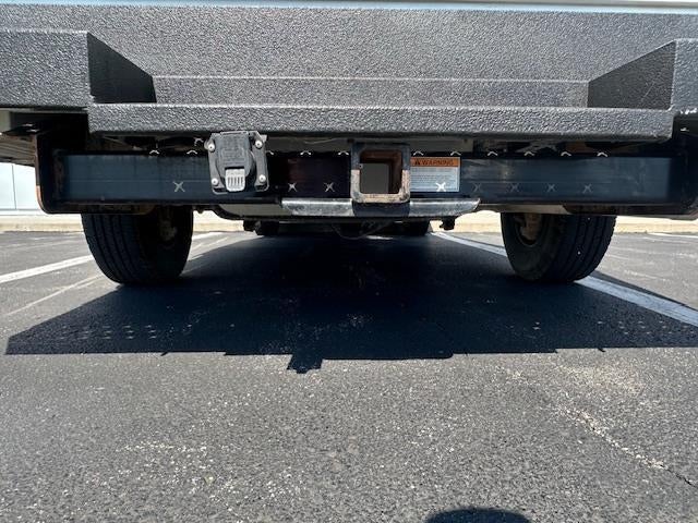2025 Ford E-Series Cutaway E-350 SRW 138" WB