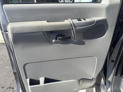 2007 Ford Econoline Wagon E-150 XL