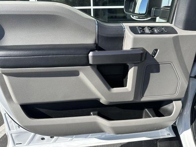 2022 Ford Super Duty F-250 SRW XLT 4WD Crew Cab 6.75' Box