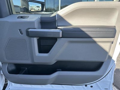 2022 Ford Super Duty F-250 SRW XLT 4WD Crew Cab 6.75' Box