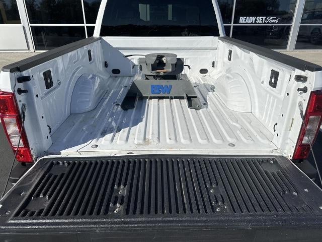 2022 Ford Super Duty F-250 SRW XLT 4WD Crew Cab 6.75' Box
