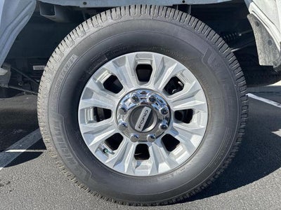 2022 Ford Super Duty F-250 SRW XLT 4WD Crew Cab 6.75' Box