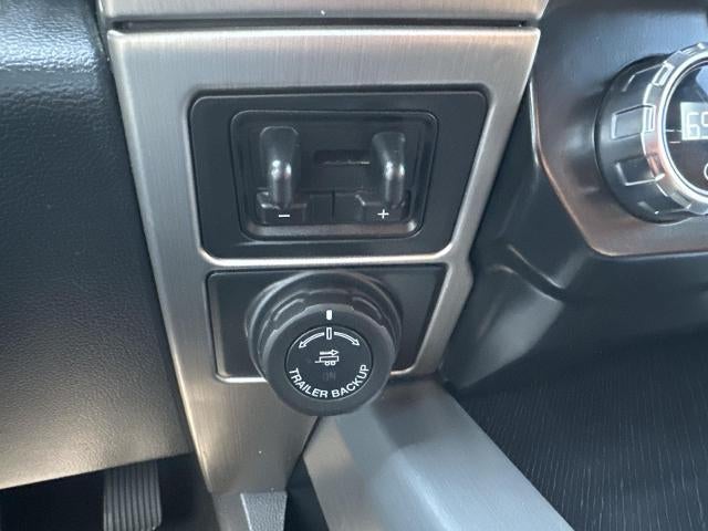 2022 Ford Super Duty F-350 SRW Platinum 4WD Crew Cab 6.75' Box