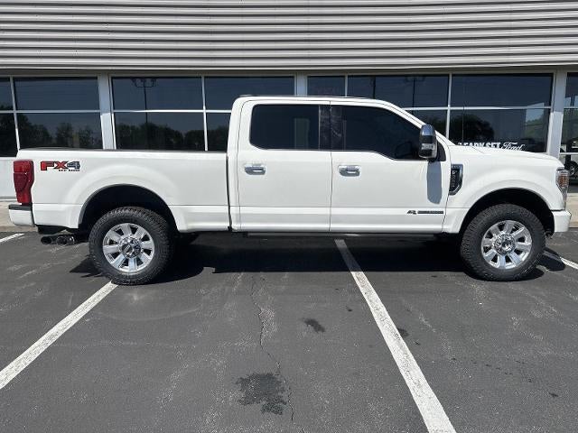 2022 Ford Super Duty F-350 SRW Platinum 4WD Crew Cab 6.75' Box