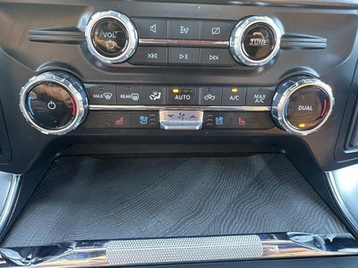 2023 Ford F-150 Platinum 4WD SuperCrew 5.5' Box