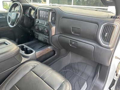 2020 Chevrolet Silverado 1500 Crew Cab Short Box 4-Wheel Drive High Country
