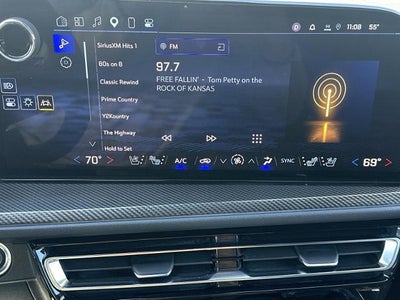 2025 Chevrolet Traverse High Country w/2LZ