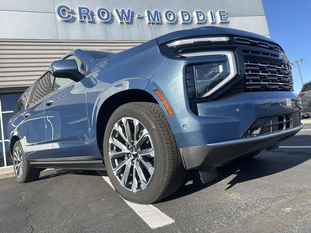 2025 Chevrolet Suburban 4WD High Country