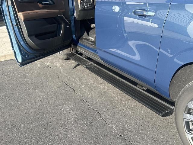 2025 Chevrolet Suburban 4WD High Country