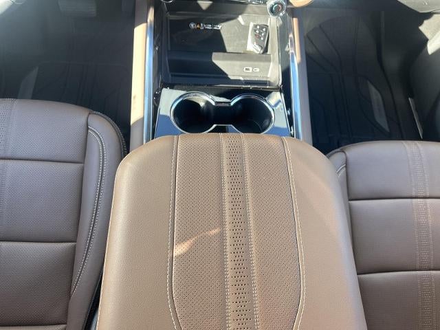 2025 Chevrolet Suburban 4WD High Country