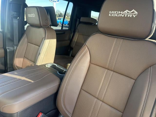 2025 Chevrolet Suburban 4WD High Country