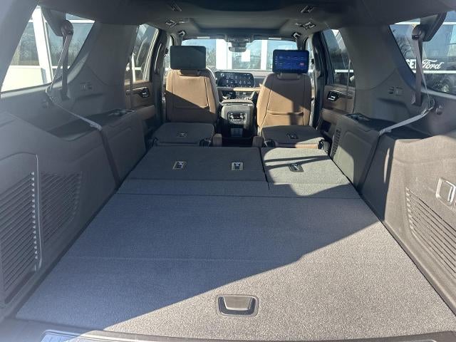 2025 Chevrolet Suburban 4WD High Country