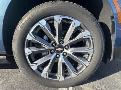 2025 Chevrolet Suburban 4WD High Country