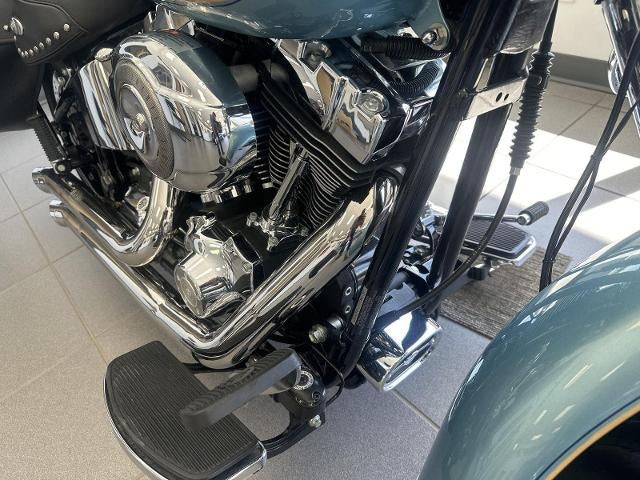 2007 Harley Davidson FLSTC Base