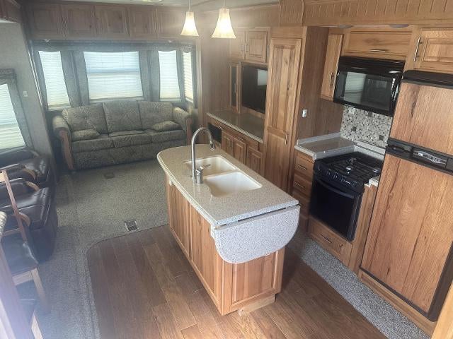 2014 Excel Limited 34IKE Base