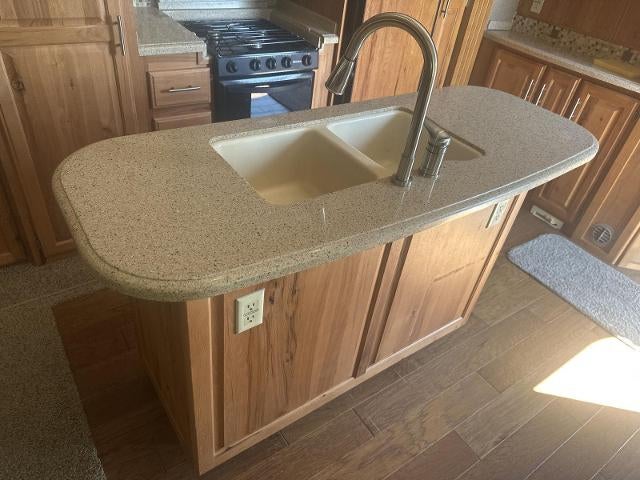 2014 Excel Limited 34IKE Base