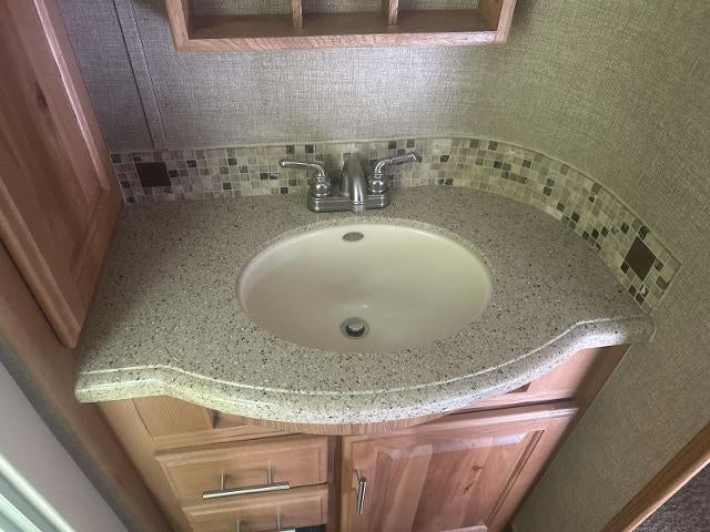 2014 Excel Limited 34IKE Base