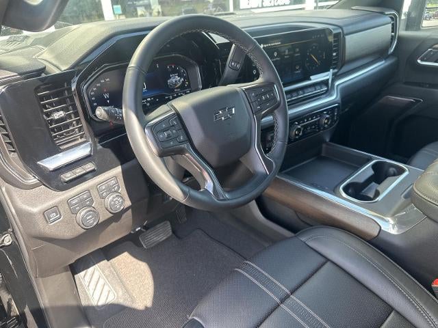 2025 Chevrolet Silverado 2500 HD Crew Cab Standard Box 4-Wheel Drive High Country