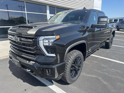 2025 Chevrolet Silverado 2500 HD Crew Cab Standard Box 4-Wheel Drive High Country