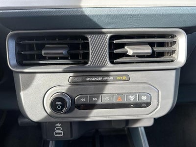 2025 Ford Maverick XL AWD SuperCrew