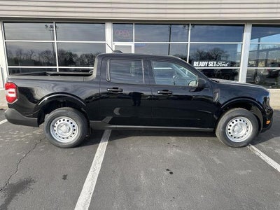 2025 Ford Maverick XL AWD SuperCrew