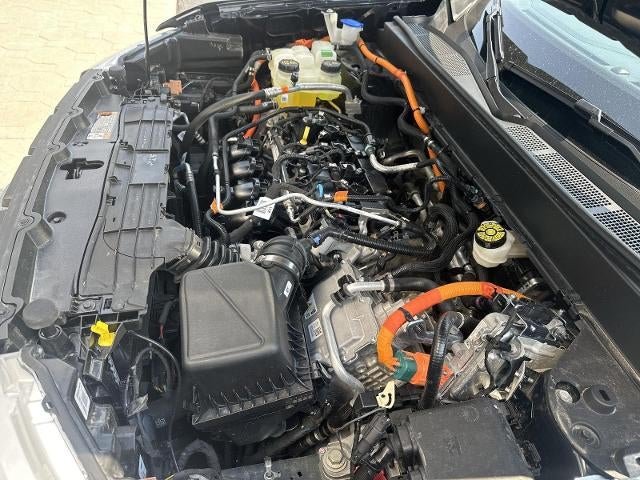 2023 Ford Maverick LARIAT FWD SuperCrew