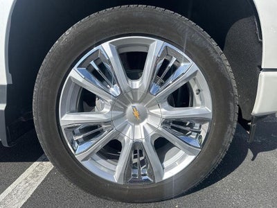 2022 Chevrolet Silverado 1500 Crew Cab Short Box 4-Wheel Drive High Country