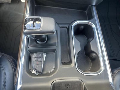 2022 Chevrolet Silverado 1500 Crew Cab Short Box 4-Wheel Drive High Country