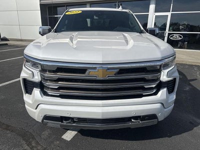 2022 Chevrolet Silverado 1500 Crew Cab Short Box 4-Wheel Drive High Country