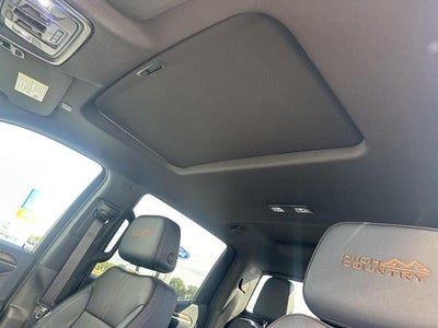2022 Chevrolet Silverado 1500 Crew Cab Short Box 4-Wheel Drive High Country