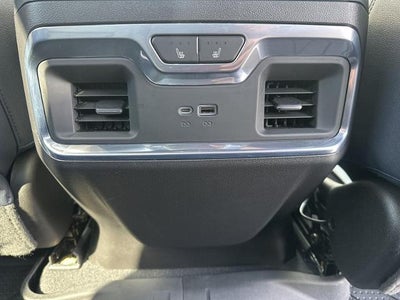 2022 Chevrolet Silverado 1500 Crew Cab Short Box 4-Wheel Drive High Country