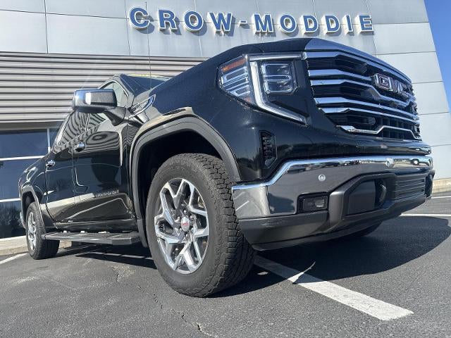 2023 GMC Sierra 1500 Crew Cab Short Box 4-Wheel Drive SLT