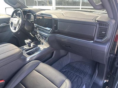 2023 GMC Sierra 1500 Crew Cab Short Box 4-Wheel Drive SLT