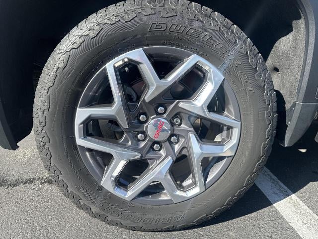 2023 GMC Sierra 1500 Crew Cab Short Box 4-Wheel Drive SLT